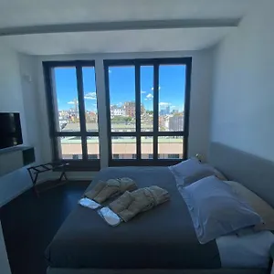 Number House - Number 11 Apartment Mailand